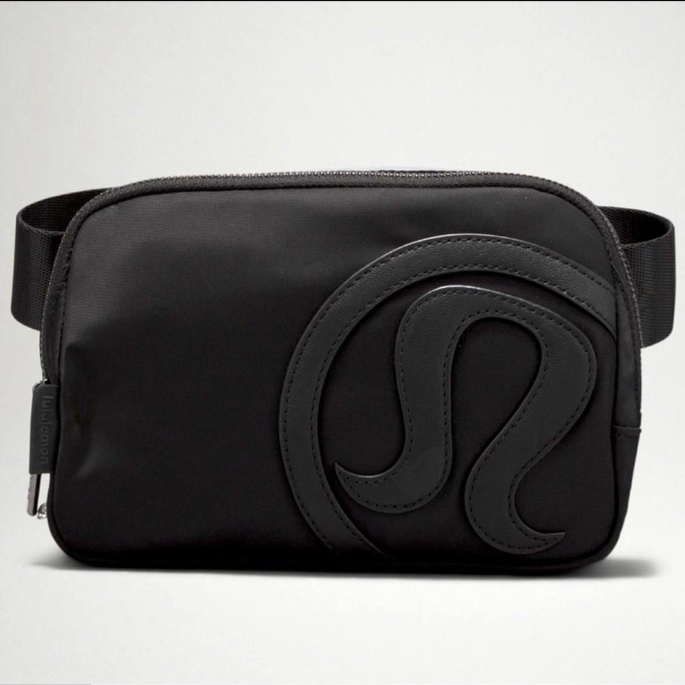 lululemon athletica Black Belt Bag